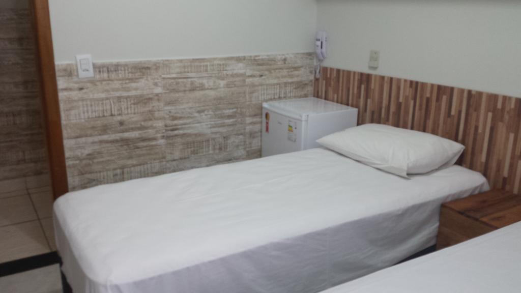 Hotel Cerrado Гояния Екстериор снимка