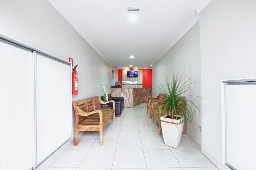 Hotel Cerrado Гояния Екстериор снимка
